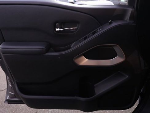 New 2025 Nissan Frontier SV image 22