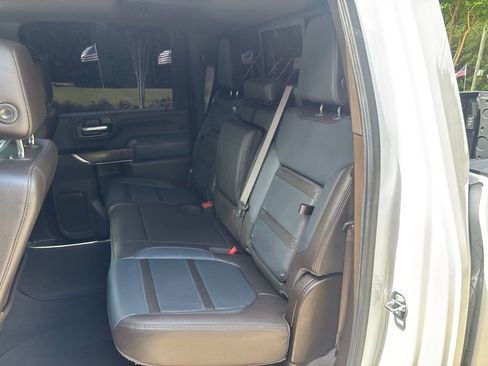 Used 2022 GMC Sierra 2500 Denali w/ Denali Ultimate Package AWD/4WD image 46
