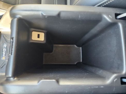 Used 2017 GMC Canyon Denali image 20