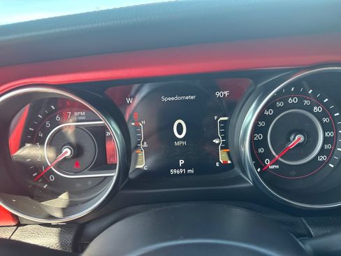 Used 2022 Jeep Gladiator Rubicon w/ LED Lighting Group AWD/4WD image 27