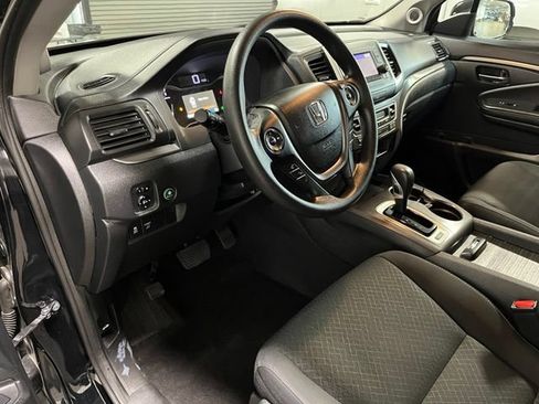 Used 2017 Honda Ridgeline Sport image 19