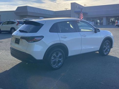 New 2026 Honda HR-V LX image 5