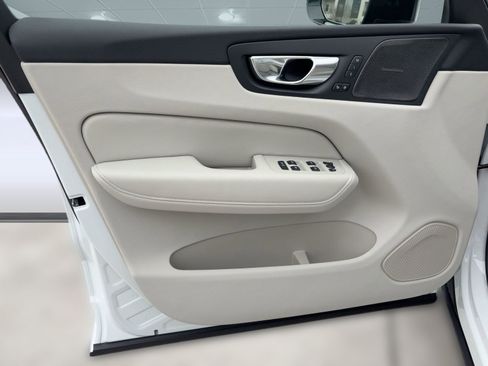 New 2026 Volvo XC60 B5 Ultra w/ Protection Package Premier image 20