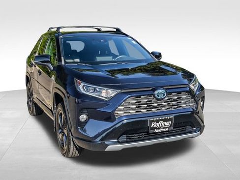Used 2020 Toyota RAV4 XSE w/ Carpet Mat Package AWD/4WD image 2