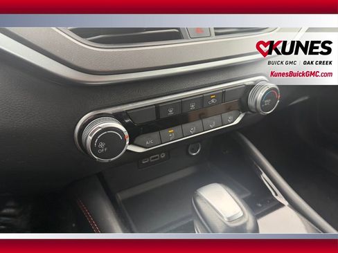 Used 2025 Nissan Altima 2.5 SR image 15