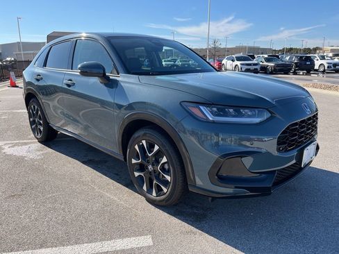 Certified 2026 Honda HR-V EX-L image 3