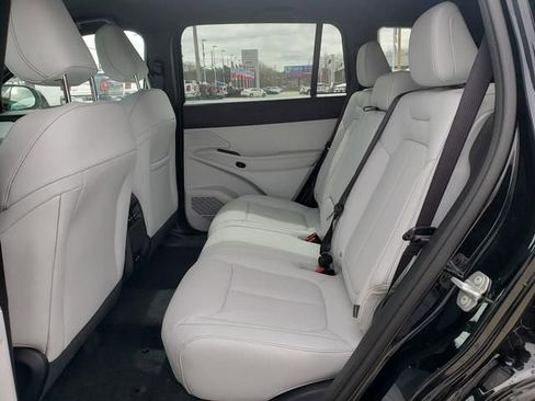 New 2026 Jeep Cherokee Limited AWD/4WD image 12