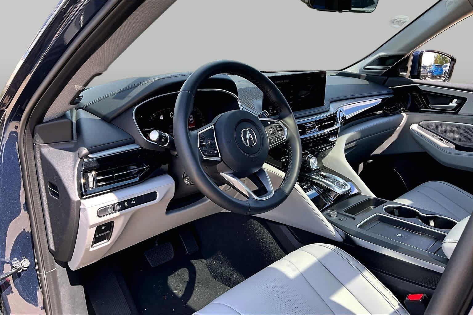 Used 2026 Acura MDX w/ Technology Package FWD image 18