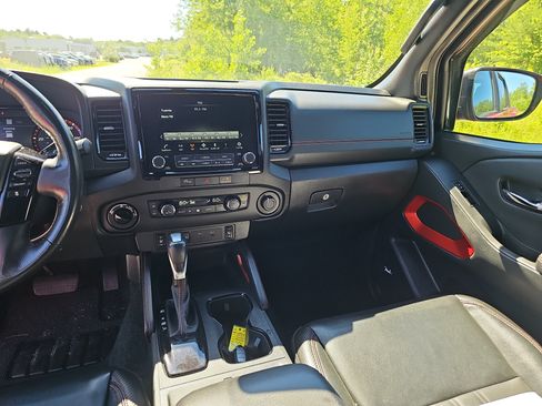 Certified 2023 Nissan Frontier PRO-4X w/ Pro-4X Premium Package AWD/4WD image 19