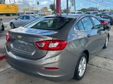 Used 2017 Chevrolet Cruze LT image 3