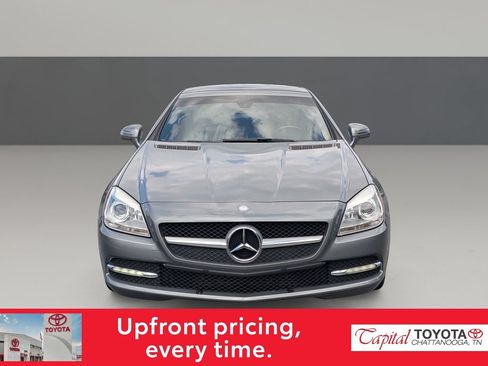 Used 2013 Mercedes-Benz SLK 250 image 3
