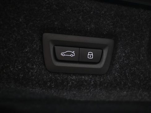 New 2026 BMW 530i xDrive w/ M Sport Package image 37