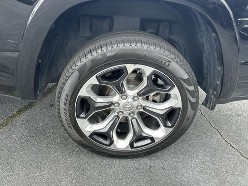 Used 2024 RAM 1500 Limited image 22