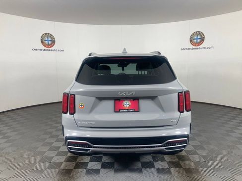 Certified 2023 Kia Sorento SX image 21