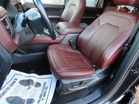Used 2024 Ford Expedition Max Limited image 43