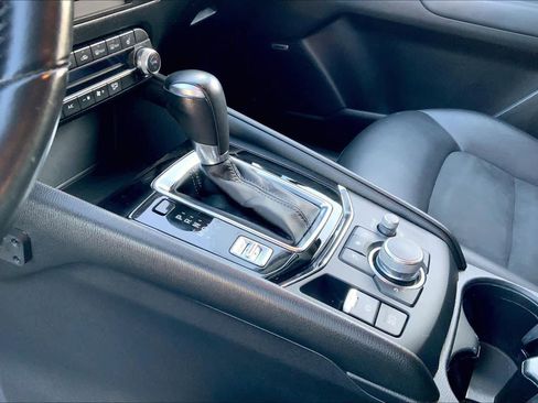 Used 2020 MAZDA CX-5 Touring image 16