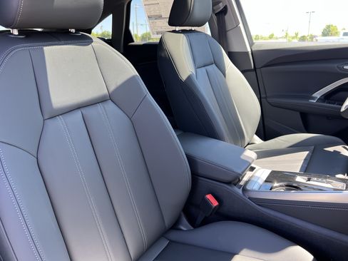 New 2026 Audi Q5 Premium Plus AWD/4WD image 21