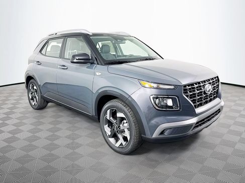 New 2026 Hyundai Venue SEL FWD image 3