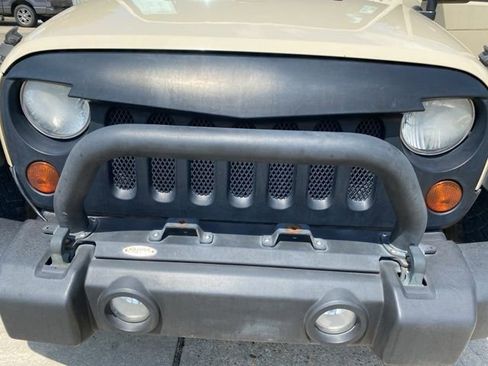 Used 2011 Jeep Wrangler Sport AWD/4WD image 19