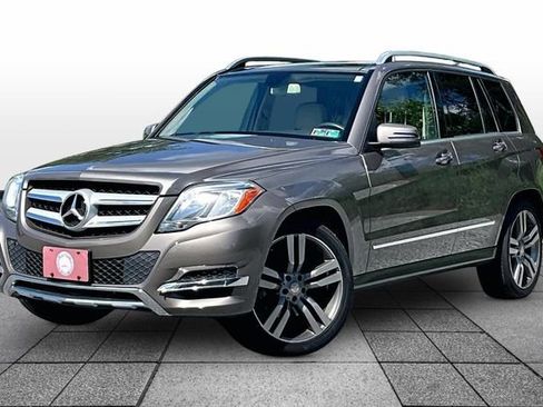 Used 2014 Mercedes-Benz GLK 350 4MATIC image 2