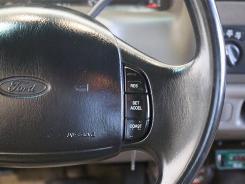 Used 2002 Ford F350 XLT AWD/4WD image 85