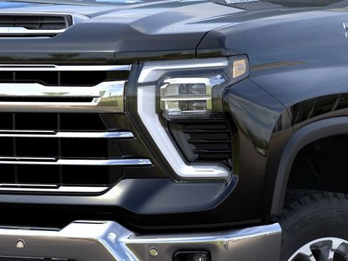 New 2026 Chevrolet Silverado 2500 LTZ w/ LTZ Plus Package AWD/4WD image 10
