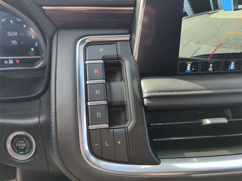 Used 2022 Chevrolet Tahoe LT w/ LT Signature Plus Package image 15