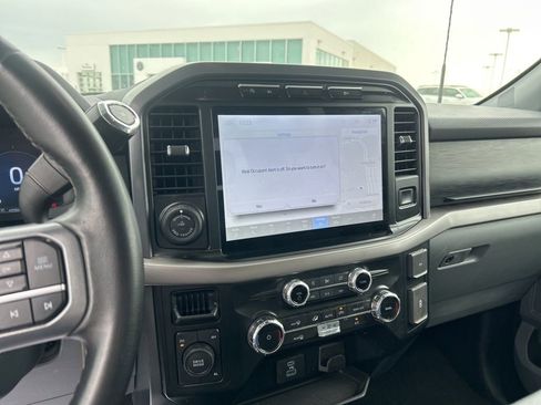Used 2024 Ford F150 XLT AWD/4WD image 18