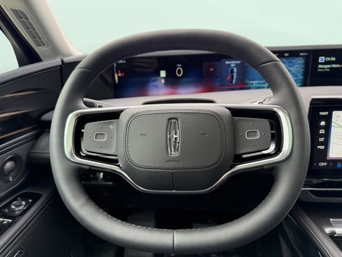 New 2026 Lincoln Nautilus Premier w/ Equipment Group 102A AWD/4WD image 19
