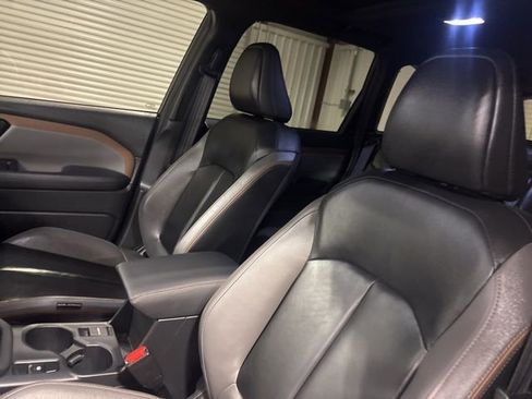 Used 2025 Subaru Forester Sport w/ Popular Package #2 image 16