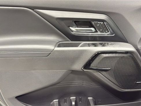 New 2026 Chevrolet Silverado EV LT image 11