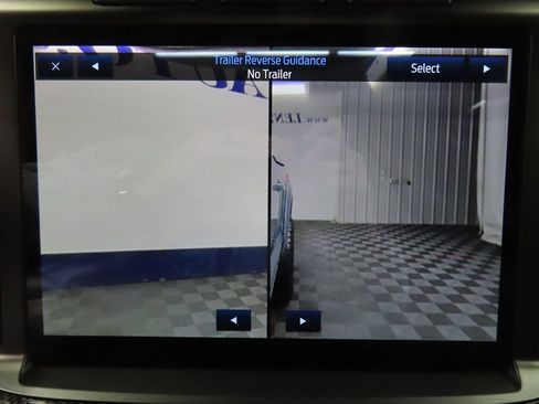 Used 2023 Ford F150 Lariat w/ Equipment Group 502A High image 22