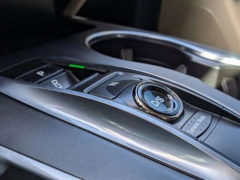 Used 2018 Acura MDX SH-AWD image 15