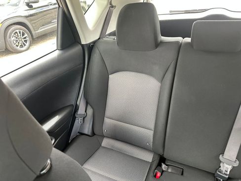 Used 2025 Kia Soul LX w/ LX Technology Package FWD image 37