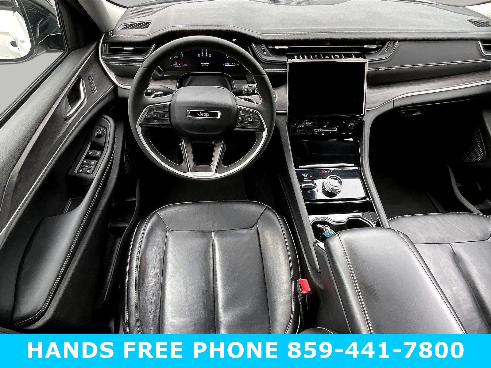 Used 2023 Jeep Grand Cherokee Limited w/ Black Appearance Package AWD/4WD image 8