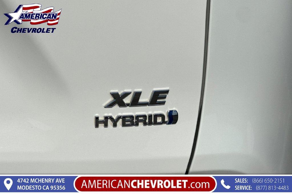 Used 2022 Toyota RAV4 XLE w/ Convenience Package AWD/4WD image 38