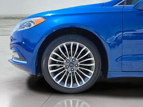 Used 2017 Ford Fusion Titanium FWD image 27