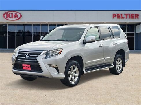 Used 2017 Lexus GX 460 image 3
