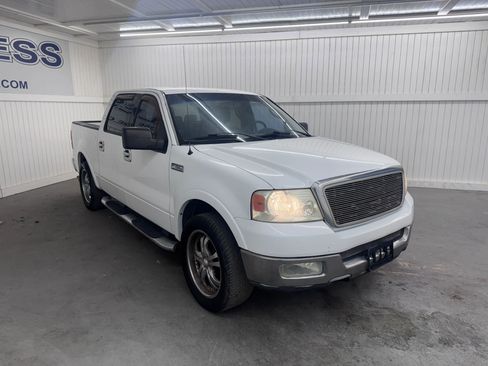 Used 2004 Ford F150 XLT image 3