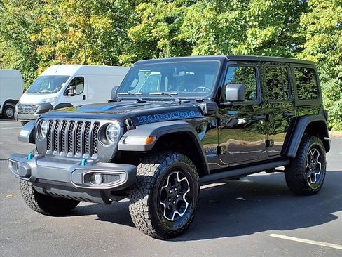 Used 2022 Jeep Wrangler Unlimited Rubicon 4xe w/ Cold Weather Group image 2