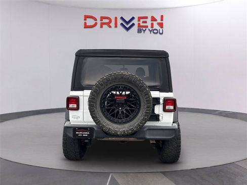 Used 2022 Jeep Wrangler Unlimited Sport AWD/4WD image 5
