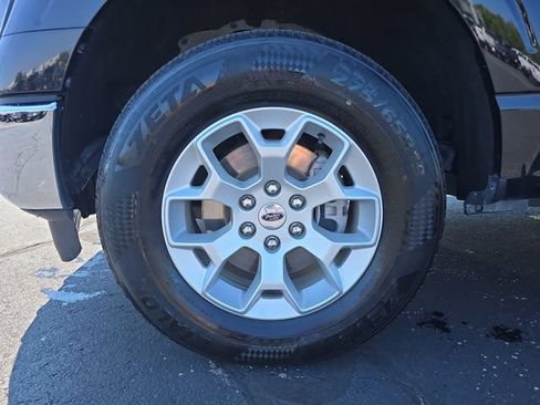 Used 2023 Ford F150 XLT AWD/4WD image 10