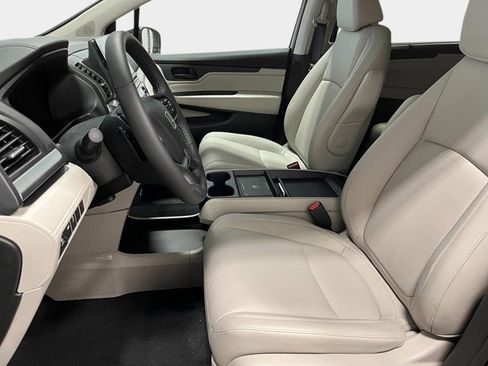 New 2026 Honda Odyssey EX-L image 9