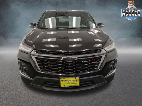 Used 2023 Chevrolet Traverse RS w/ LPO, Floor Liner Package AWD/4WD image 2