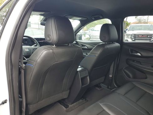 Certified 2025 Buick Envista Sport Touring w/ Convenience I Package image 14