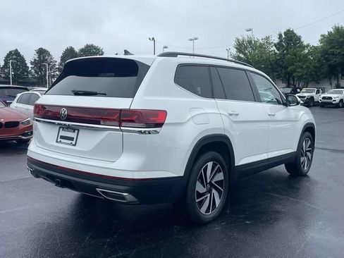 Certified 2026 Volkswagen Atlas SE FWD image 7
