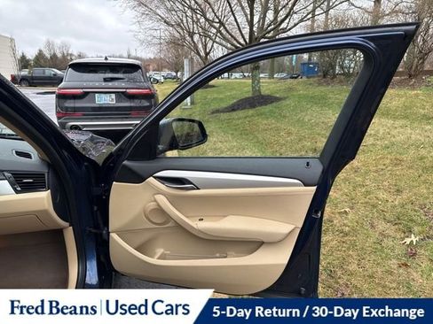 Used 2015 BMW X1 xDrive28i image 17