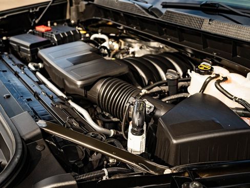 Used 2024 Chevrolet Silverado 1500 W/T w/ WT Value Package image 43