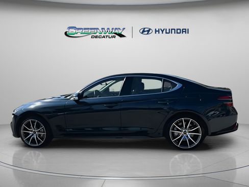 Used 2025 Genesis G70 2.5T image 15