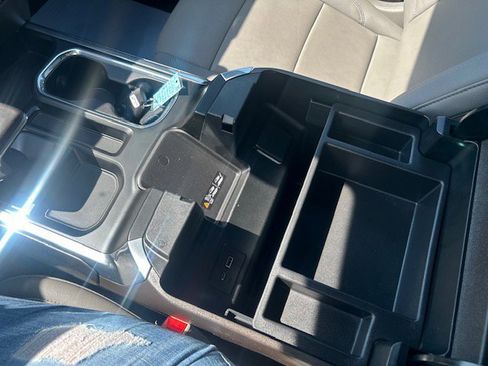 Used 2024 Chevrolet Silverado 1500 LTZ image 26